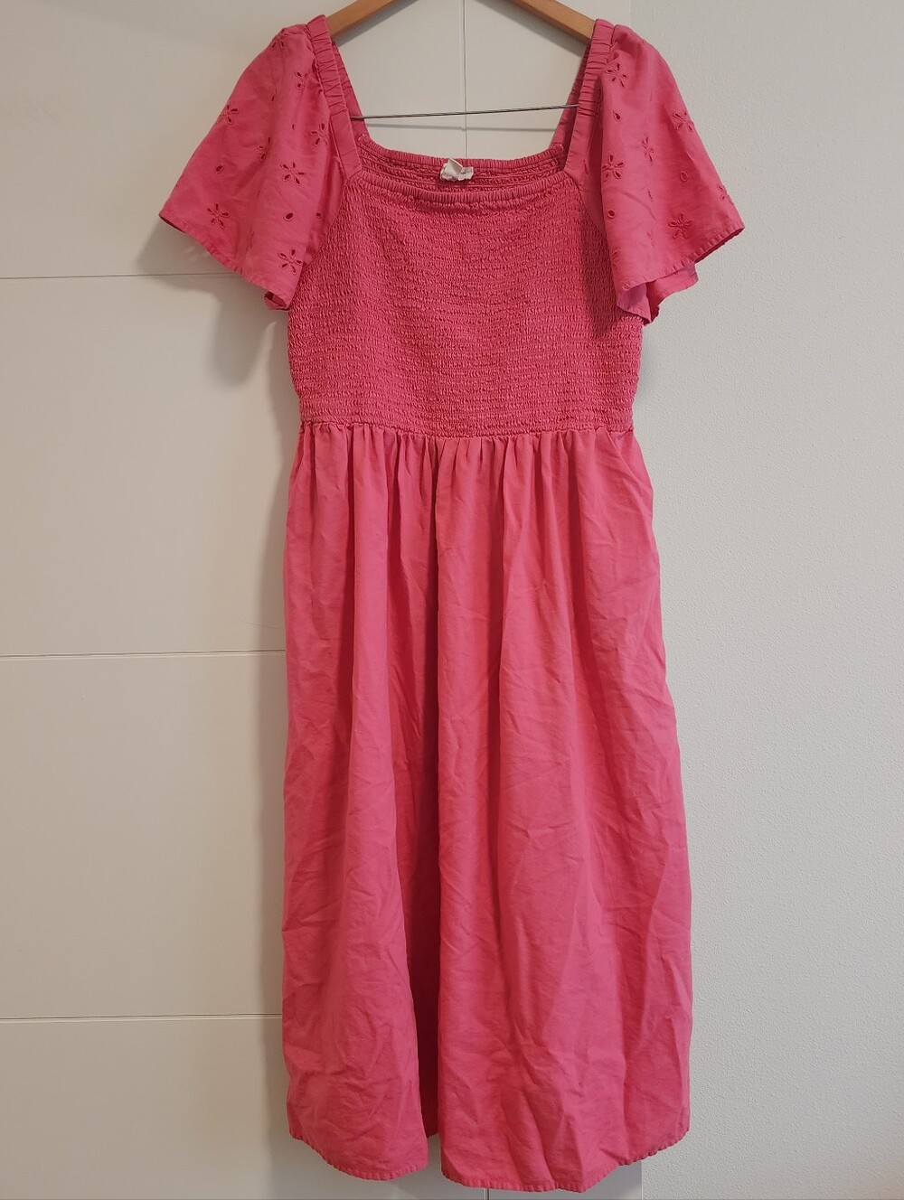 Beachlunchlounge Cotton Blend Smocked Shortsleeve Midi Dress